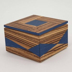 Box aus Holz - Modell Intarsie-Figura
